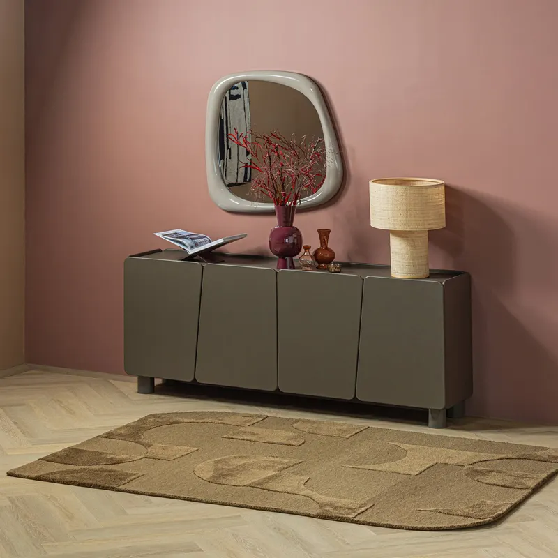 Livo Teppich aus Viskose-Woll-Mix, Braun, im Wohnraum, Ansicht 1