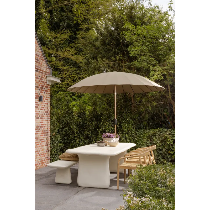 Loggia Gartenbank mit organischer Sitzfläche, Natur, im Wohnraum, Ansicht 1
