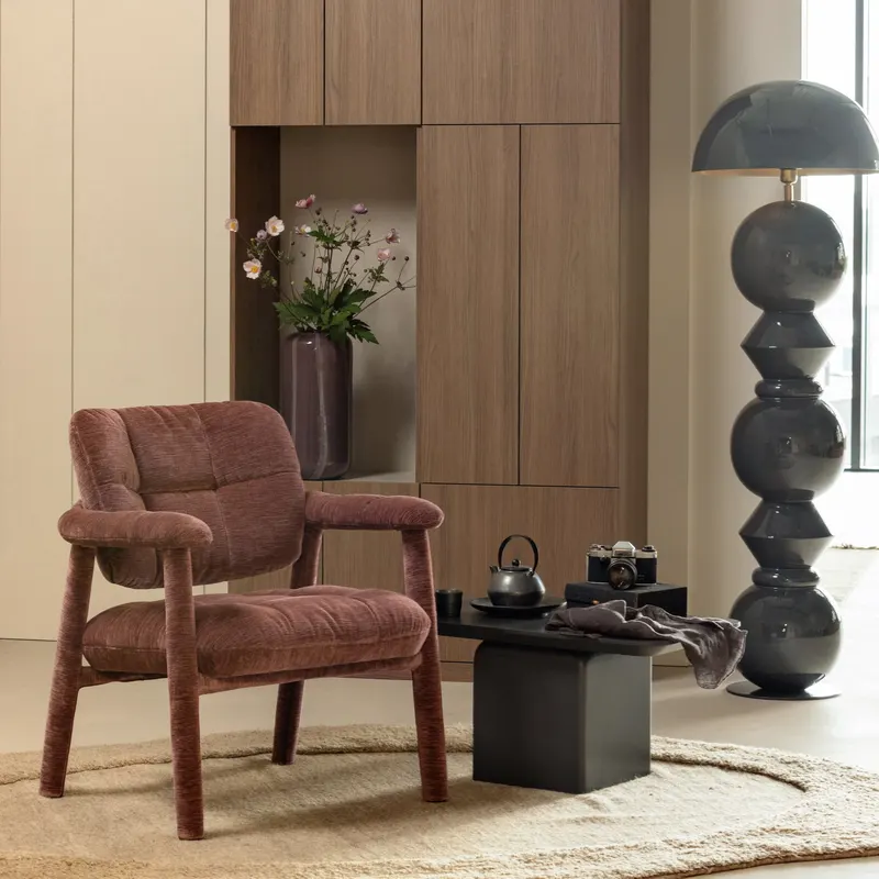 Loom Chenille-Sessel, Altrosa, im Wohnraum, Ansicht 1