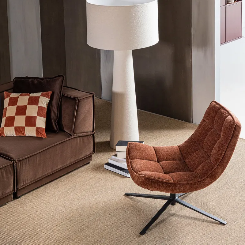 Maudi Drehsessel, Braun, Chenille, im Wohnraum, Ansicht 1