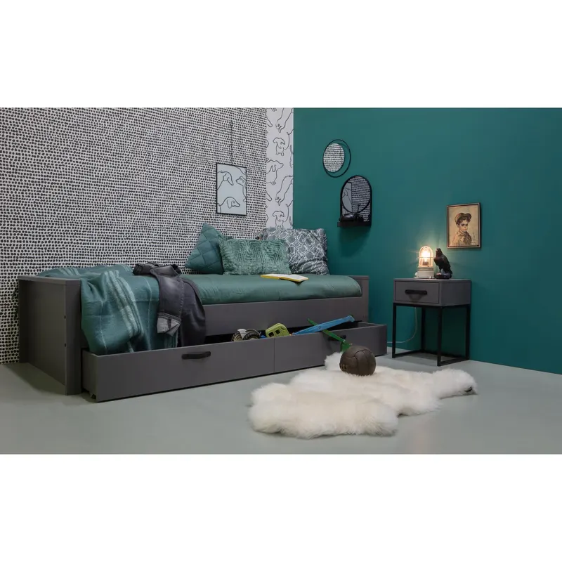 Morris Bett aus Kiefer, Lehm, im Wohnraum, Ansicht 2