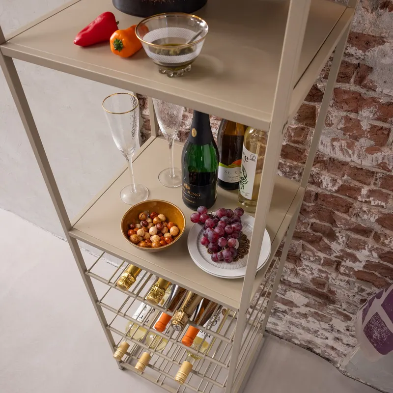 Reese schmales Weinregal aus Metall, Sand, im Wohnraum, Ansicht 2