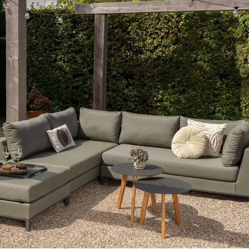 Sicilie Gartenlounge aus Aluminium, Grün links, im Wohnraum