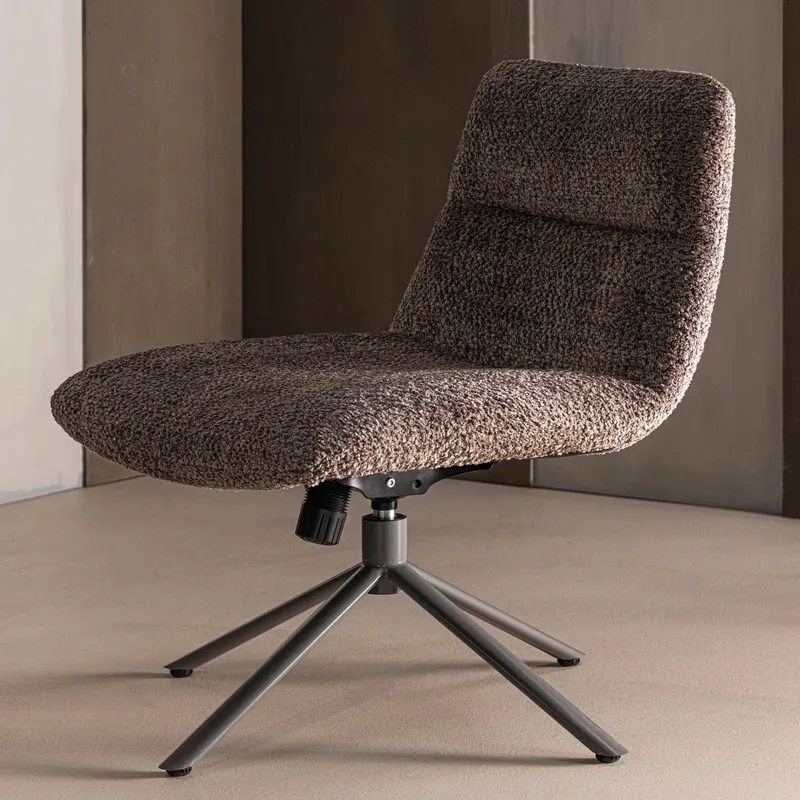 Soren Relaxsessel mit Drehfunktion Braun, im Wohnraum, Ansicht 1