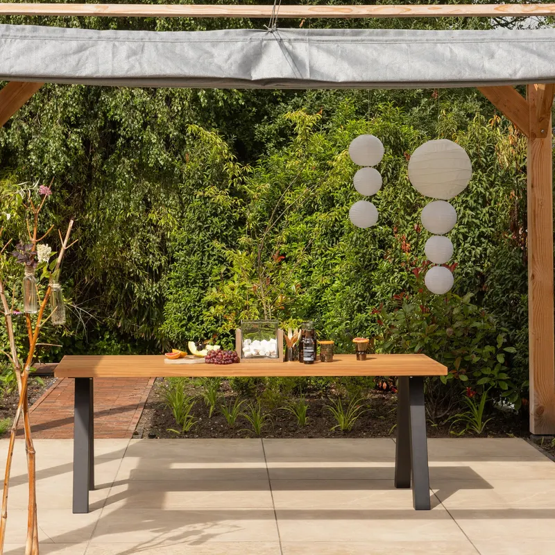Tablo Gartentisch Natur/Schwarz, im Wohnraum, Ansicht 1