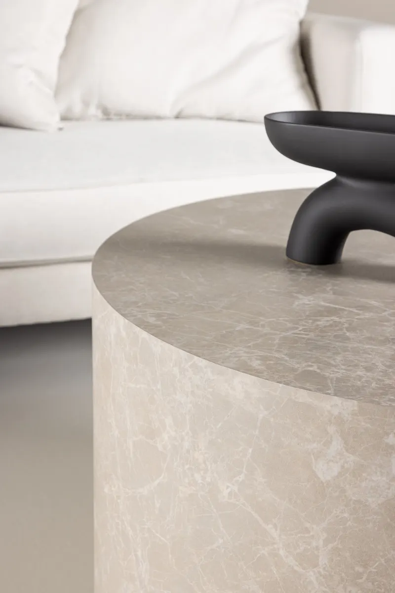 York runder Couchtisch in Zylinderform in Ø 80 cm, Beige, im Wohnraum, Ansicht 3