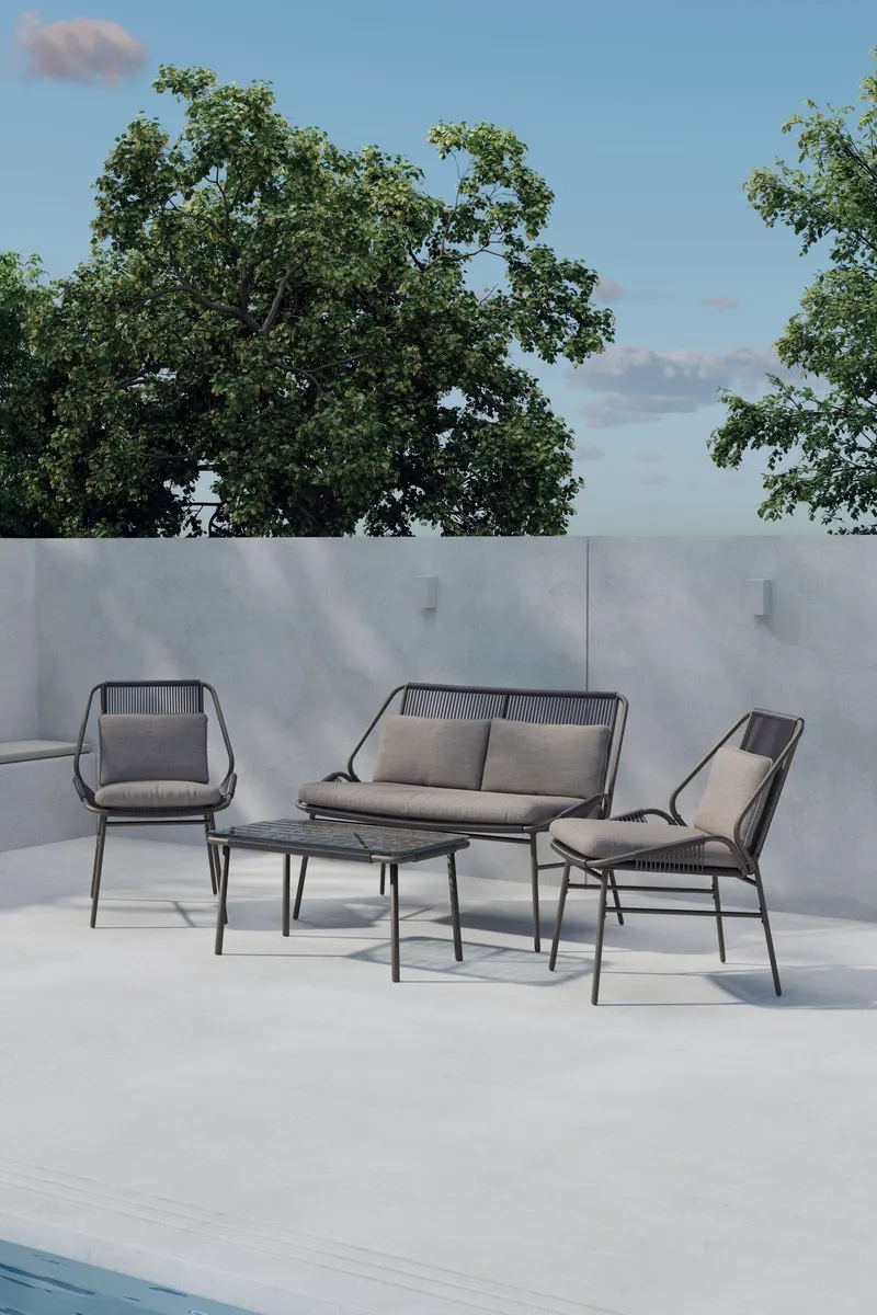 Zakynthos Gartenlounge mit Sofa, zwei Sesseln und Glastisch in Klar, Gestell Braun, im Wohnraum