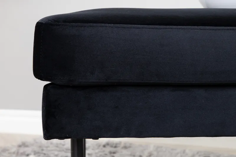 Zoom Hocker mit Stahlbeinen in Schwarz, Polyester-Samt, im Wohnraum, Ansicht 5