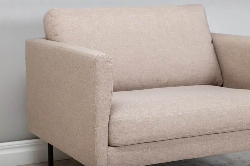 Zoom Sessel mit schwarzen Stahlbeinen in Beige, Gestell Schwarz, Polyester, im Wohnraum, Ansicht 2