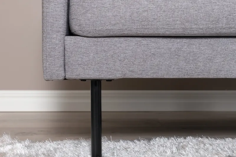 Zoom 2-Sitzer-Sofa mit Stahlbeinen in Grau, Gestell Schwarz, im Wohnraum, Ansicht 10