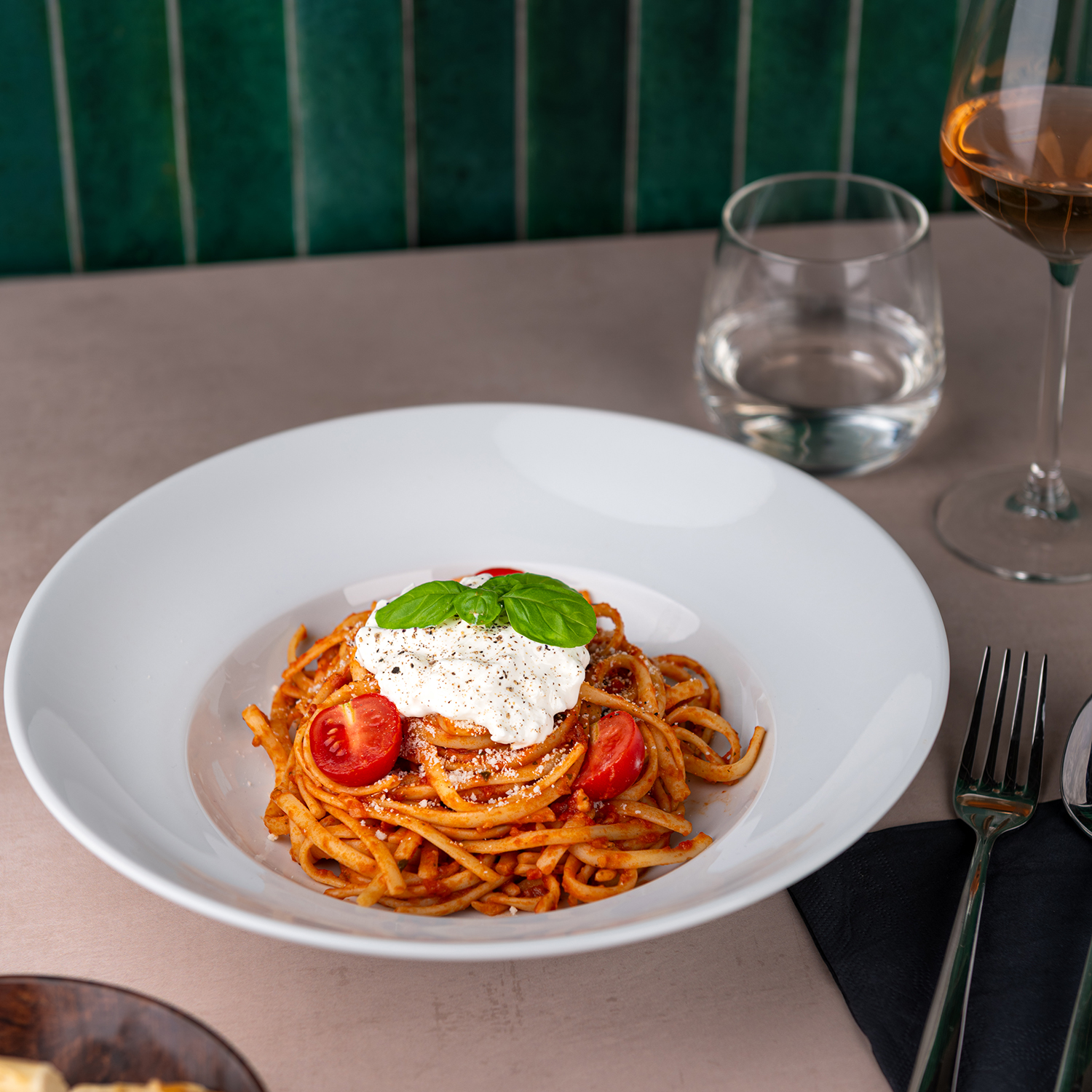 Bistro Suppenteller aus Porzellan, Weiß, Ø 27,5 cm, H 6 cm, Ansicht 5