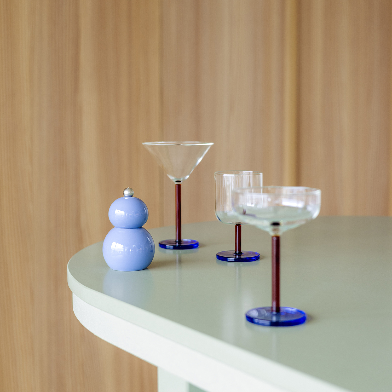 Bobbie Cocktailglas aus durchgefärbtem Glas, 230 ml, Ansicht 4