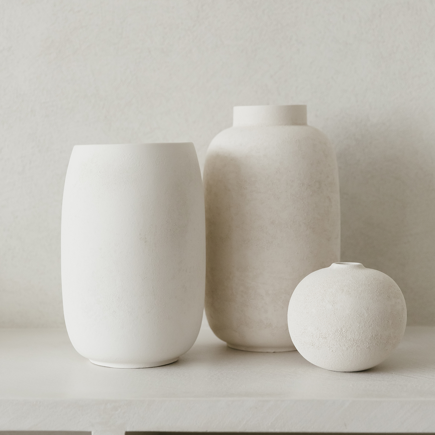 Bullet Vase aus Steinzeug, Weiß, Ø 20 cm, H 34 cm, Ansicht 4