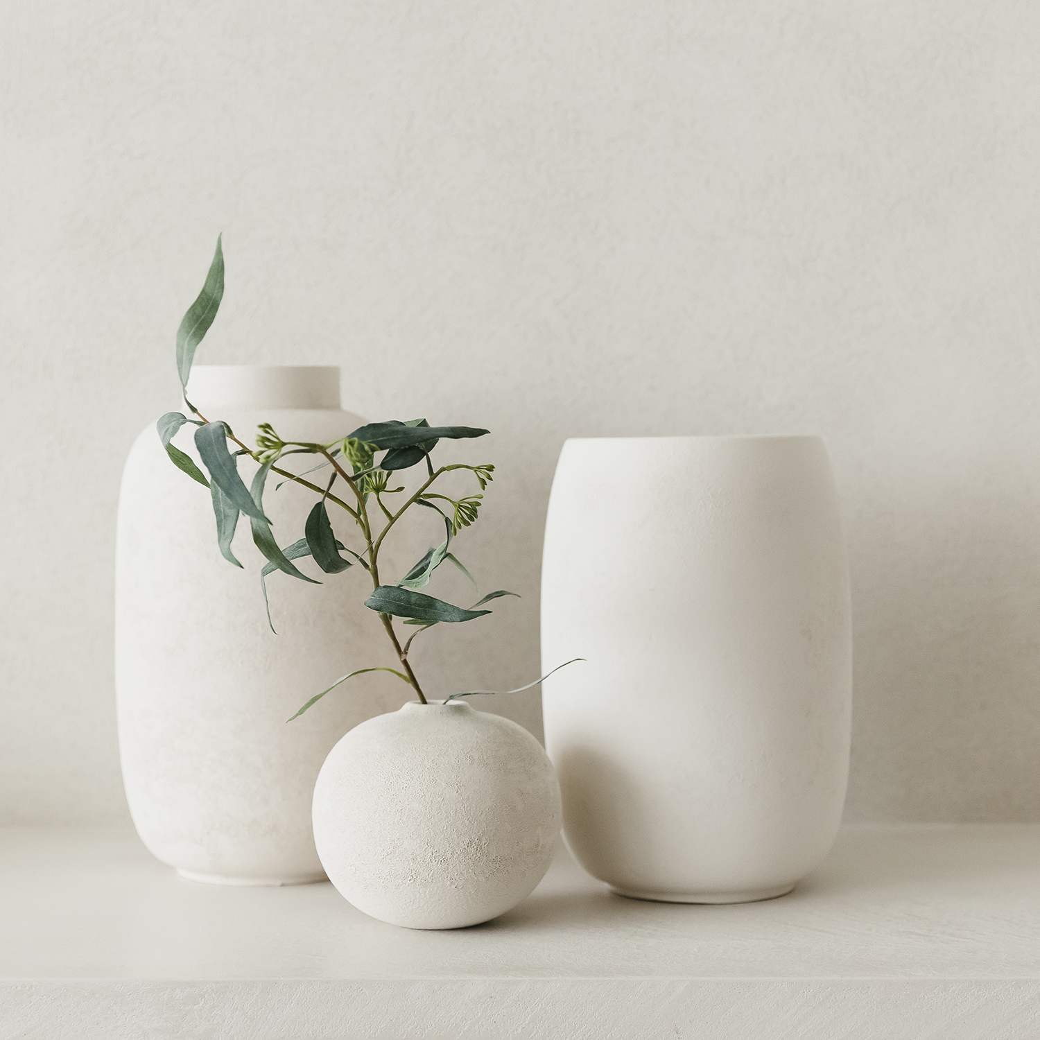 Bullet Vase aus Steinzeug, Weiß, Ø 23 cm, H 20 cm, Ansicht 4