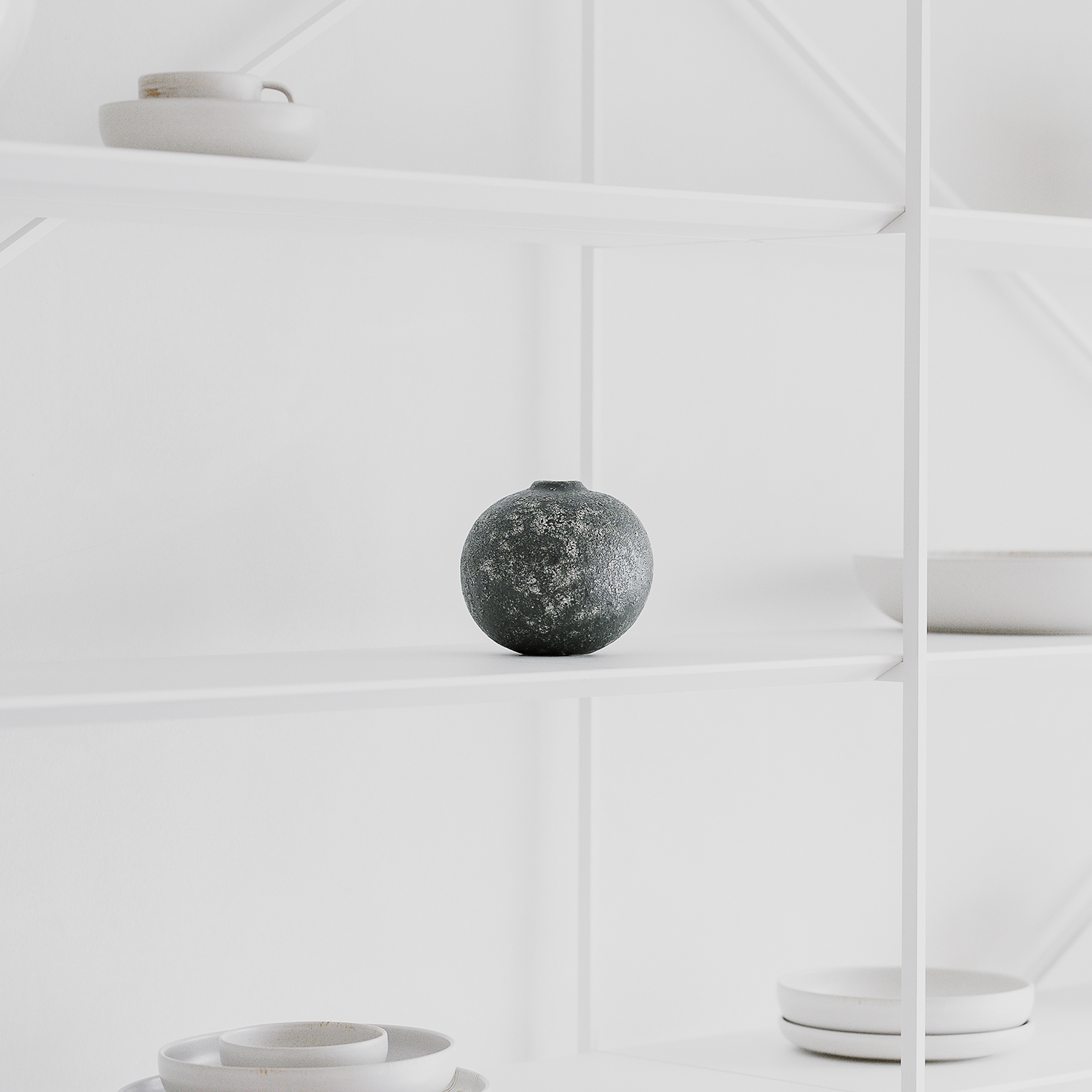 Bullet Vase aus Steinzeug, Grün, Ø 14,5 cm, H 13 cm, Ansicht 5