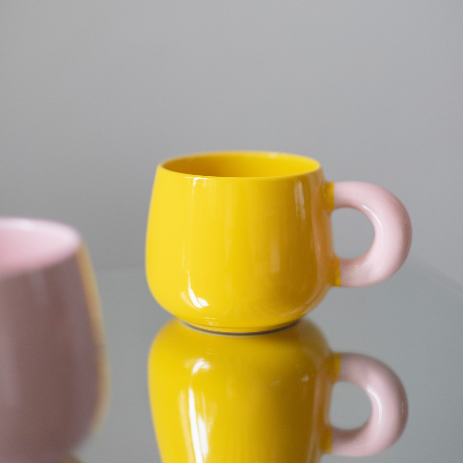 Coco Becher aus New Bone China, Gelb, 470 ml, Ansicht 5