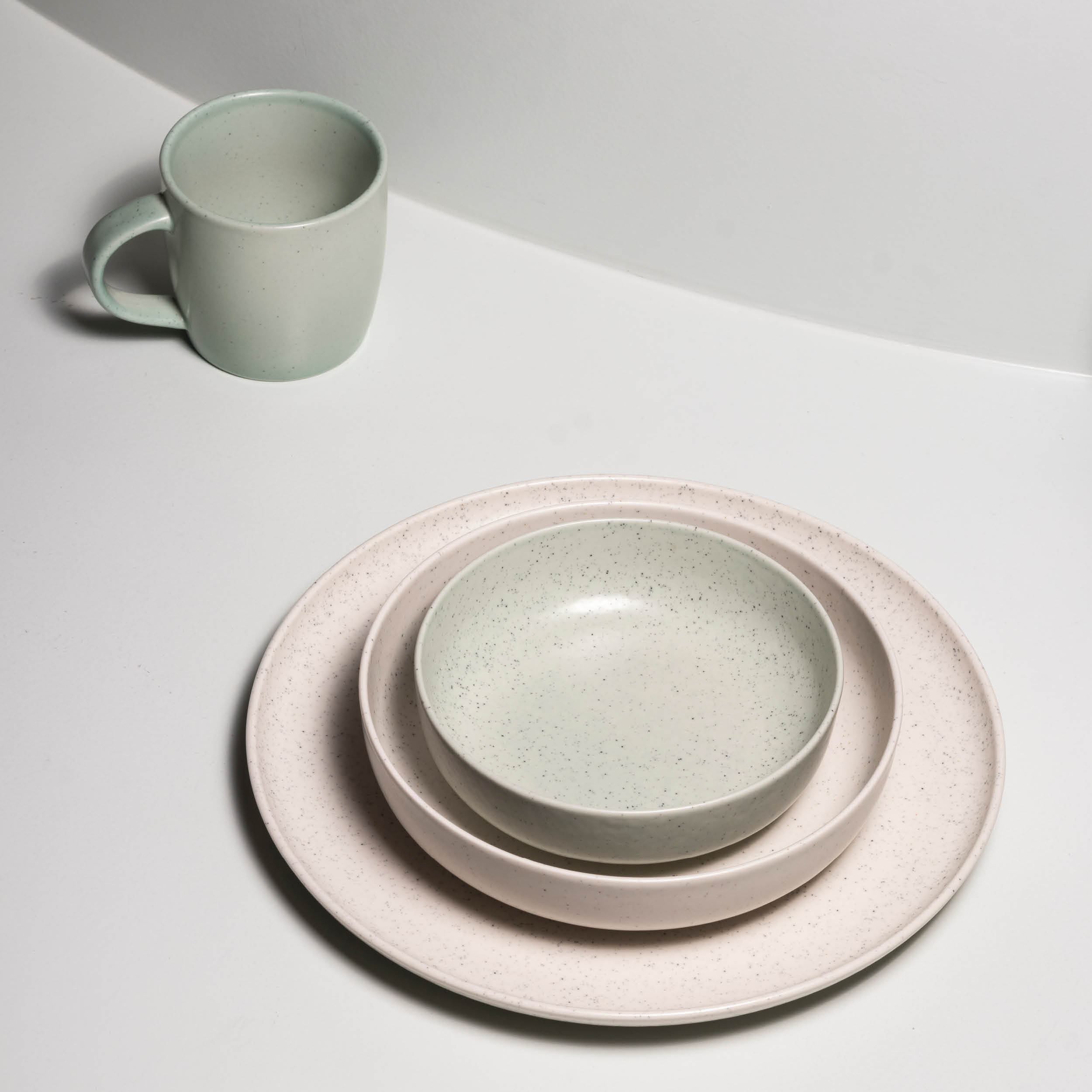 Dot Schale aus Porzellan, Mint, Ø 15 cm, H 4,5 cm, Ansicht 3