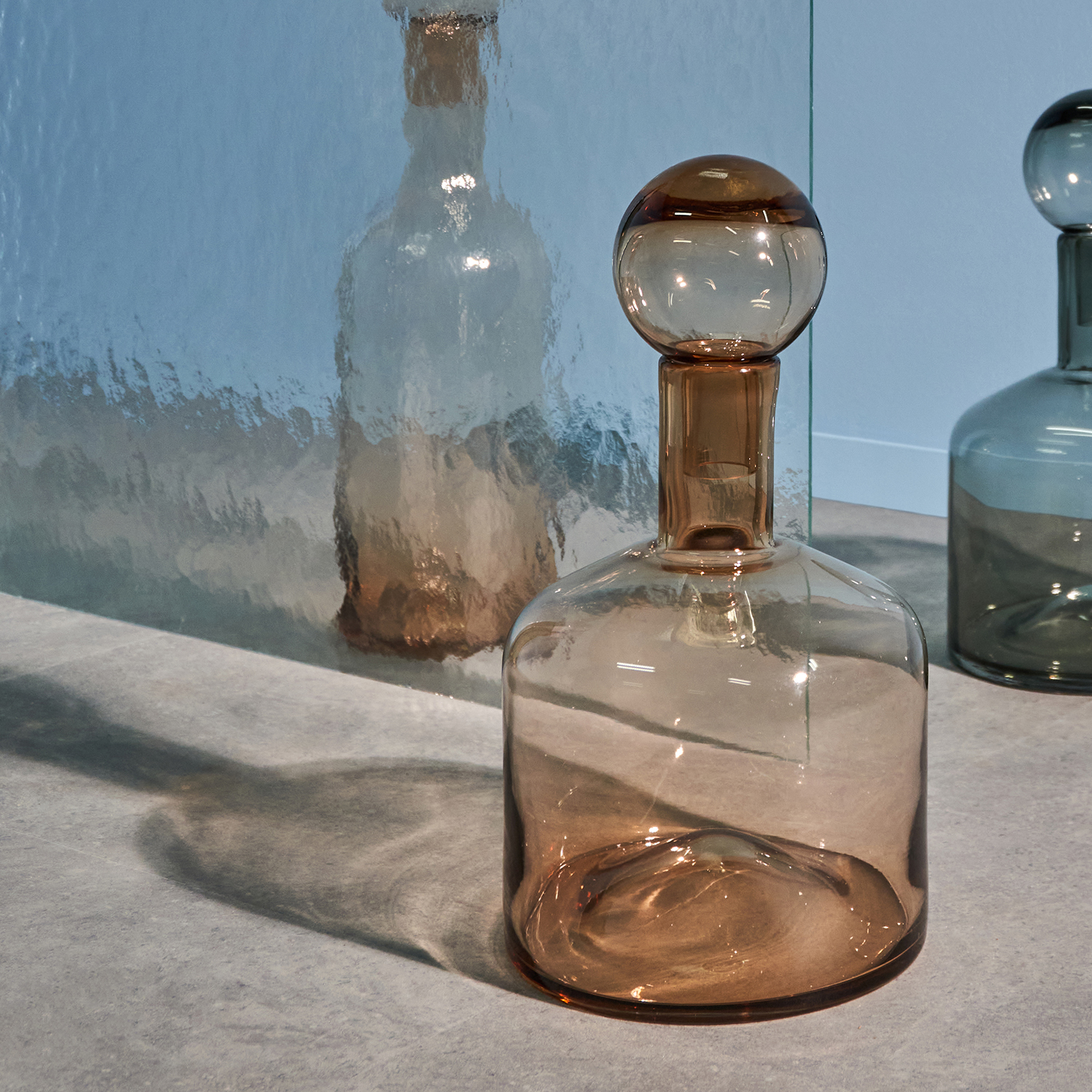 Fera Deckelvase aus Glas, Bernstein, Ø 22 cm, H 40,5 cm, Ansicht 3