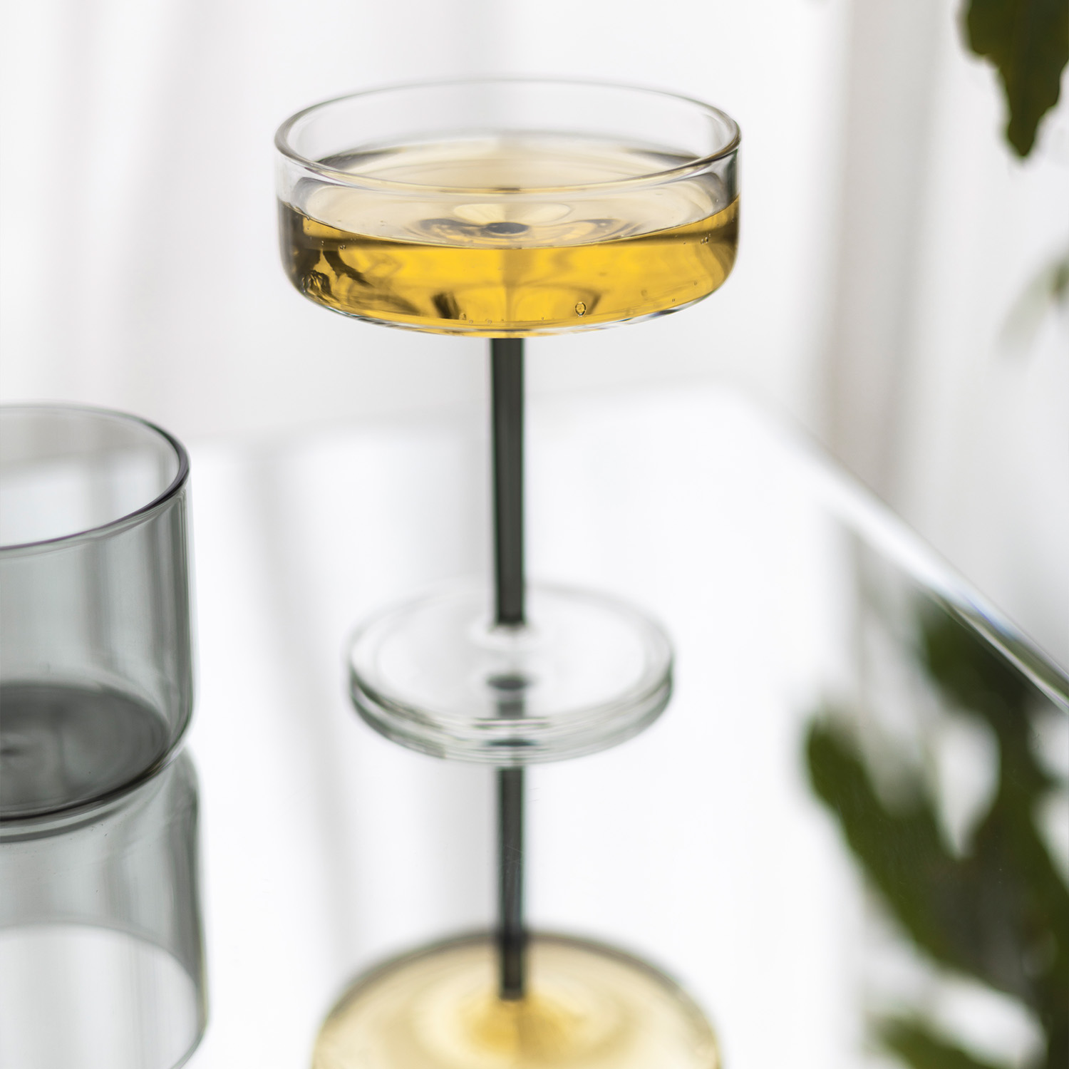 Fizz Champagnerglas als Coupe aus Glas, Coupe Grau, 200 ml, Ansicht 4