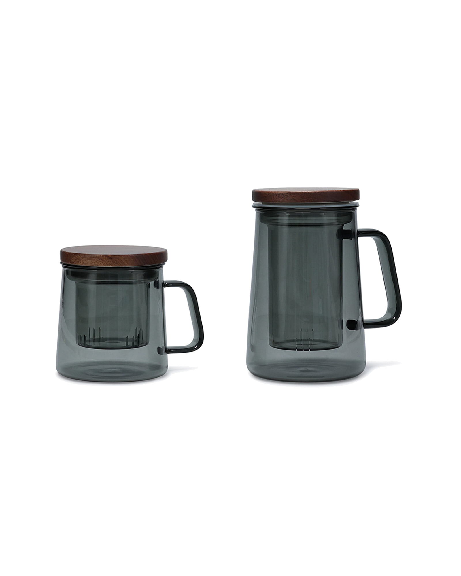 Luma Becher aus Glas mit Glasfilter und Deckel, mit Glasfilter und Deckel Grau, 9,8 cm hoch, Ansicht 3