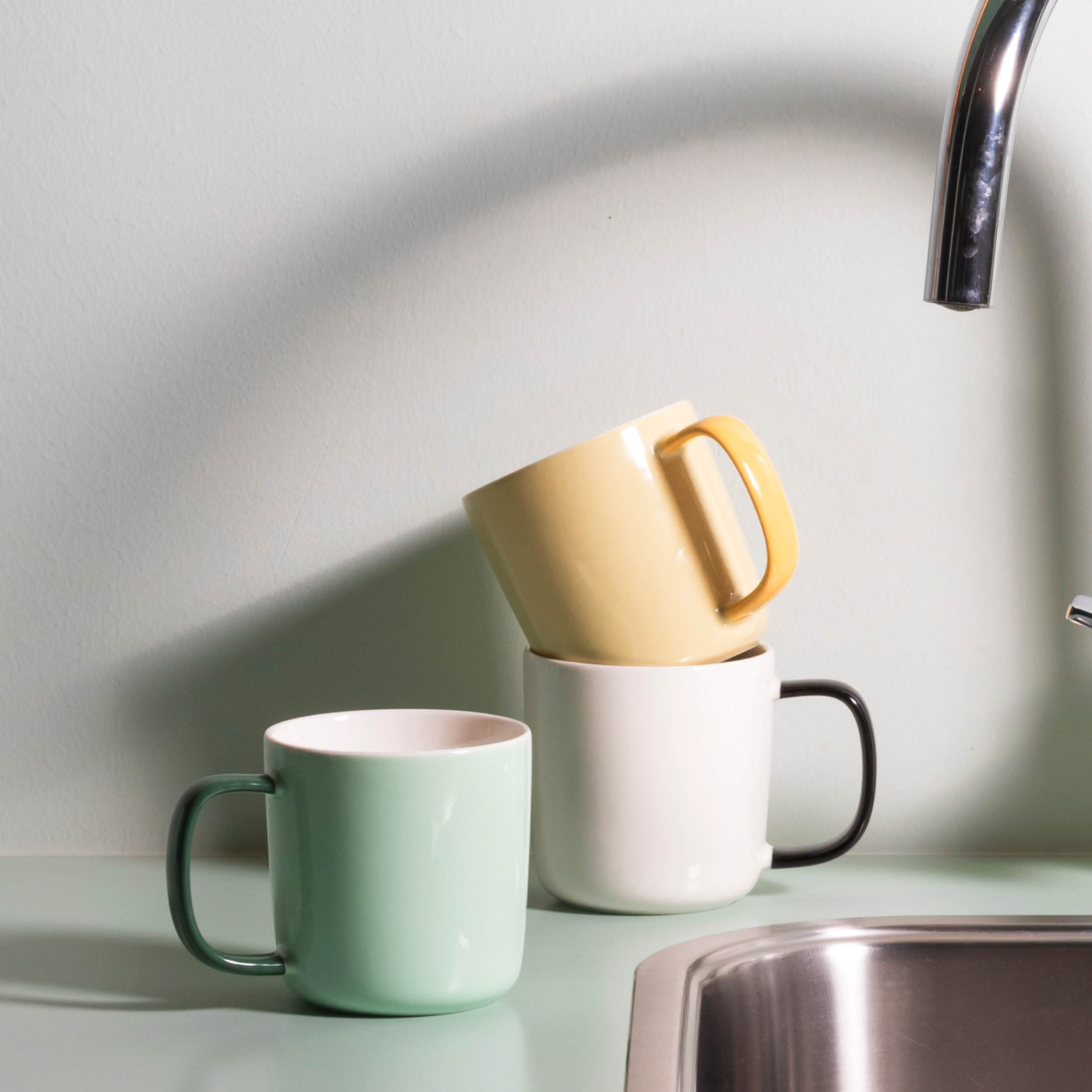 Mae Becher aus New Bone China, Grün, 370 ml, Ansicht 3