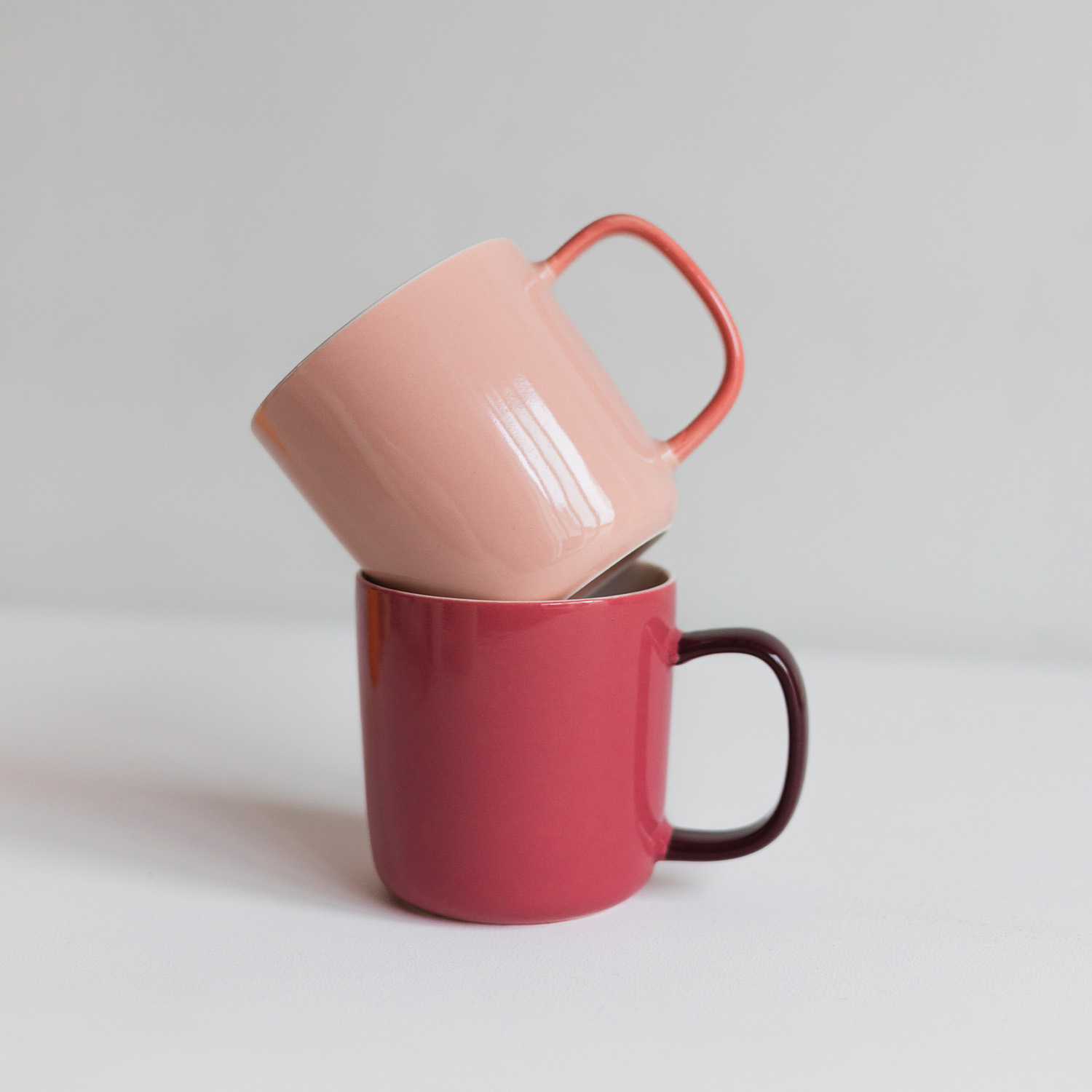 Mae Becher aus New Bone China, Himbeerrot, 370 ml, Ansicht 5