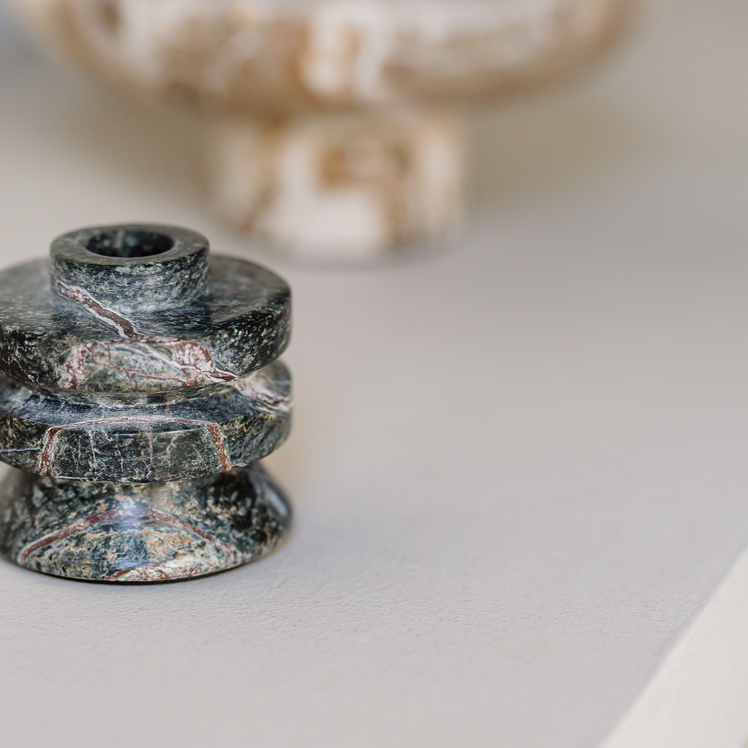 Opus Kerzenhalter aus Marmor, Marmor Grün, Ø 9 cm, H 8,5 cm, Ansicht 4