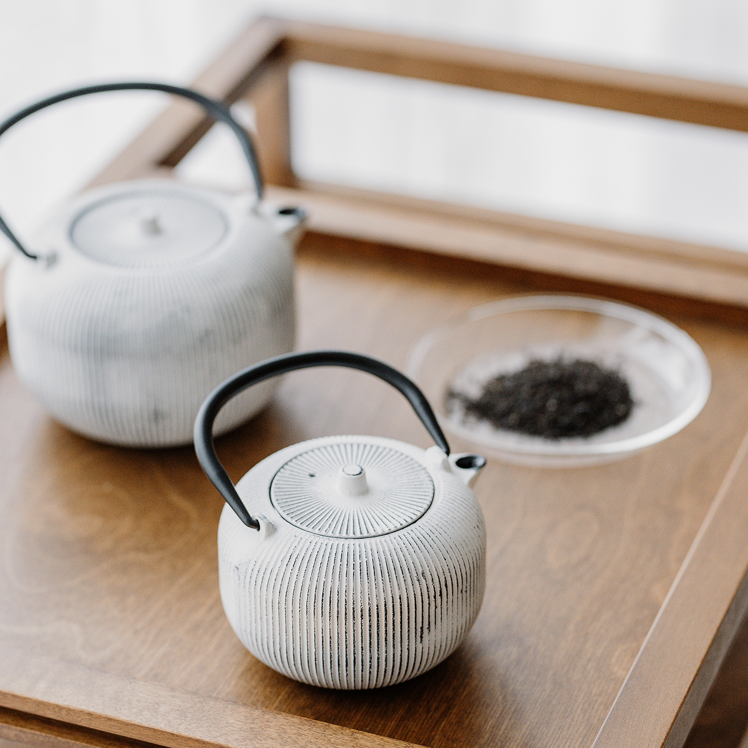 Sencha Teekanne aus Gusseisen, Linien Weiß, 350 ml, Ansicht 5