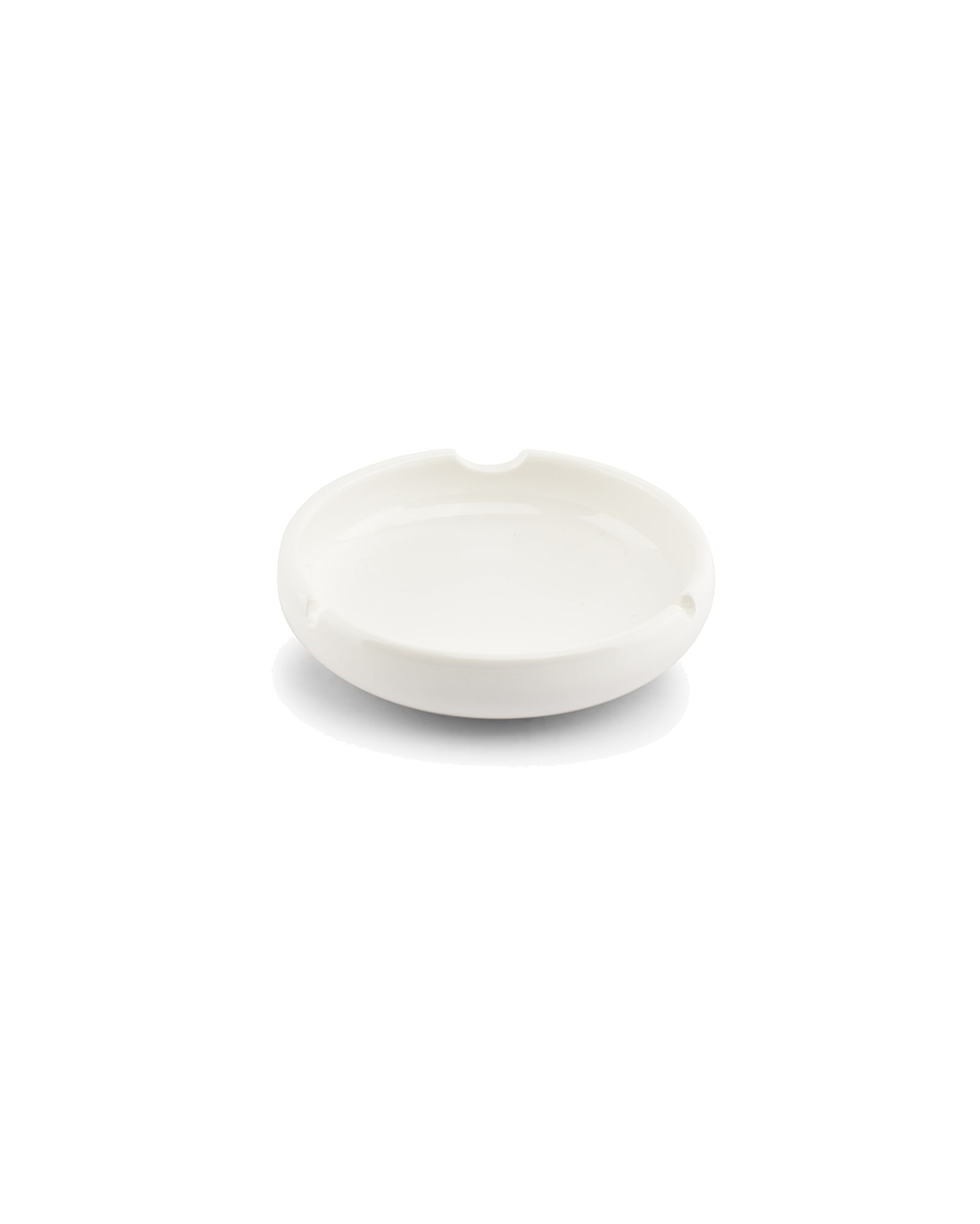 Smoke Aschenbecher aus Porzellan, Porzellanweiß, Ø 14,5 cm, H 4 cm, Ansicht 2