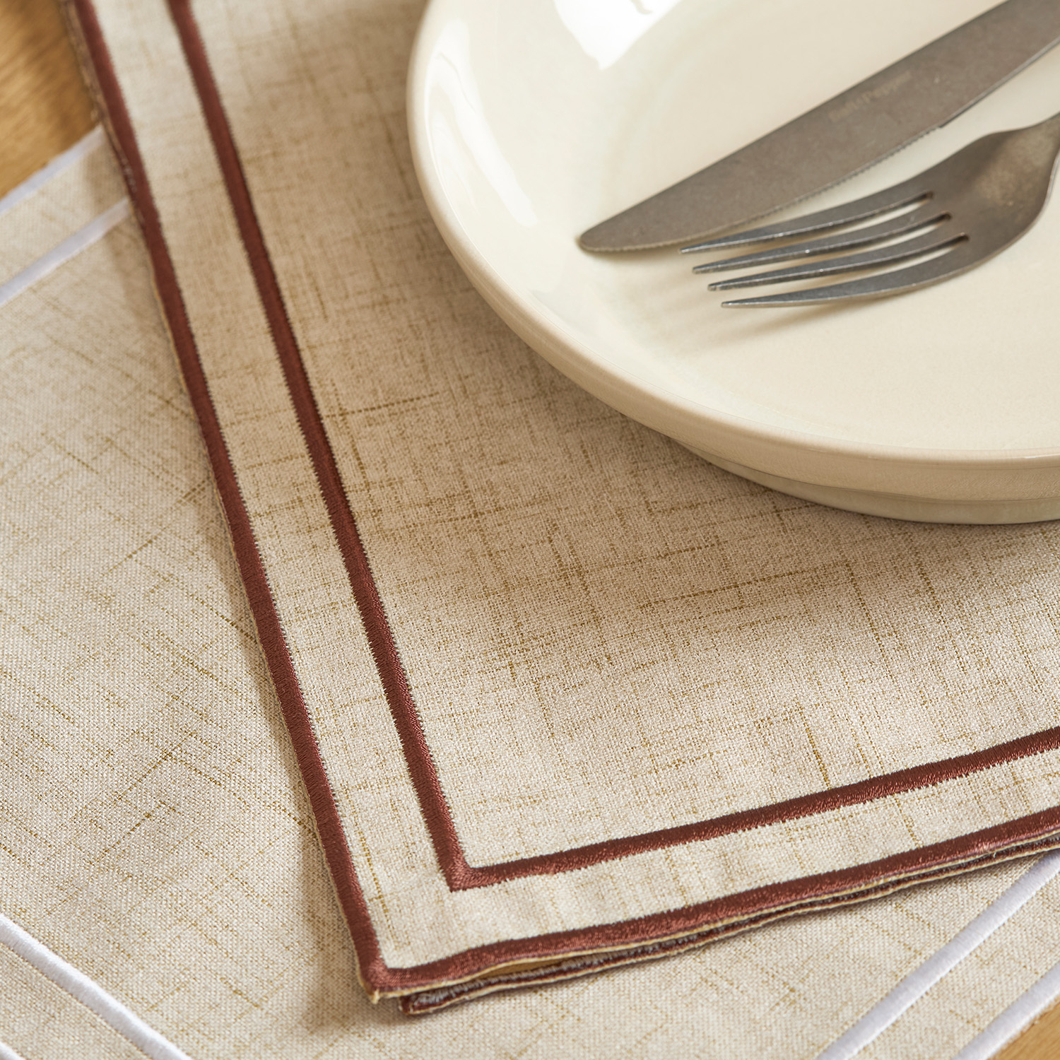 Tabletop Platzset, Beige mit dunkelbrauner Naht, 44 × 29 cm, Ansicht 4